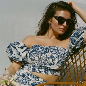 NWT Abercrombie & Fitch Poplin Off-the-Shoulder Top Blue & White Size Medium